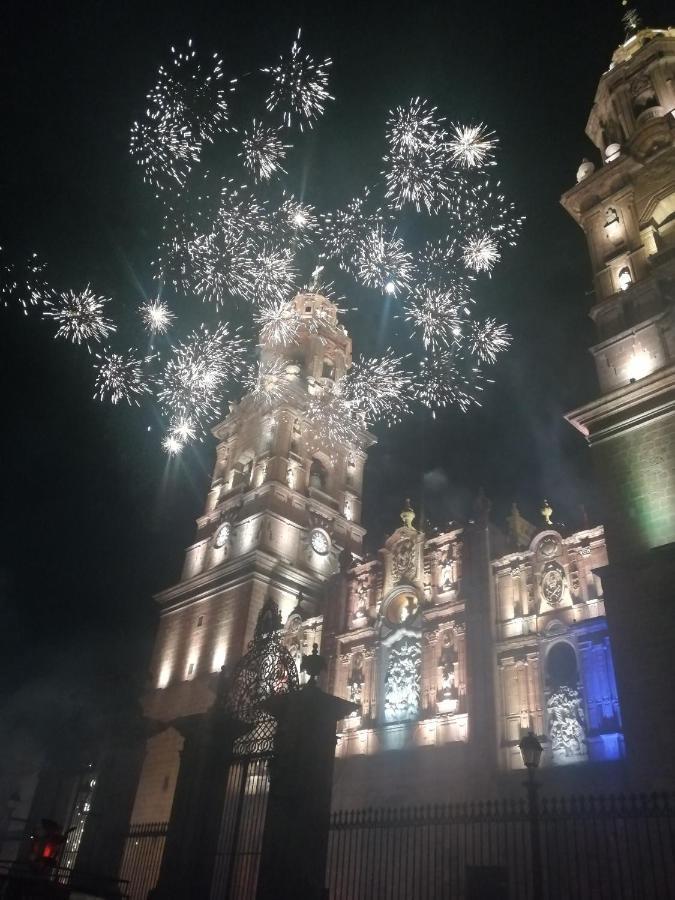 Hotel Colonial Morelia Bagian luar foto