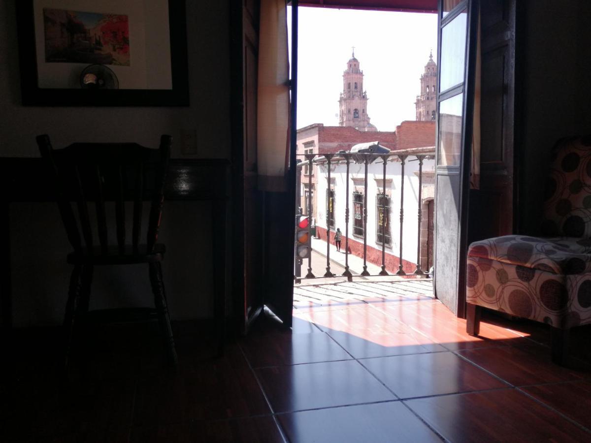 Hotel Colonial Morelia Bagian luar foto