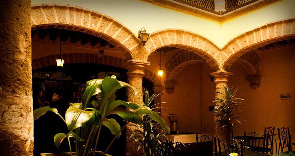 Hotel Colonial Morelia Bagian luar foto
